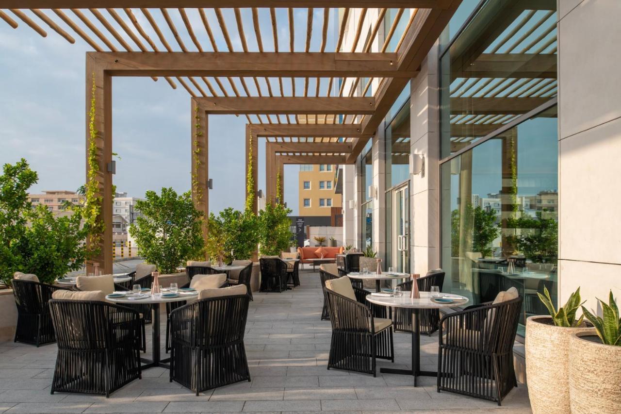 Abesq Doha Hotel And Residences, An Ihg Hotel Exterior photo The Terrace