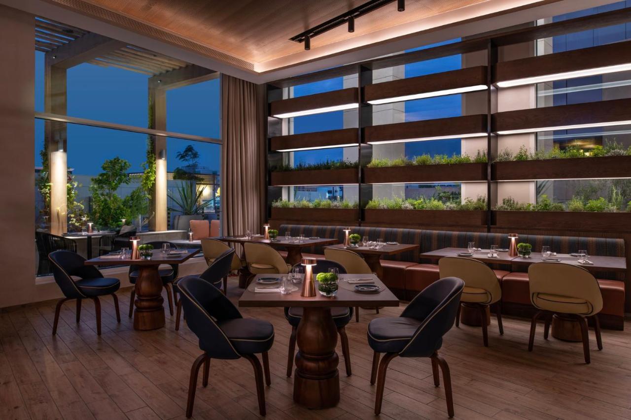 Abesq Doha Hotel And Residences, An Ihg Hotel Exterior photo The restaurant