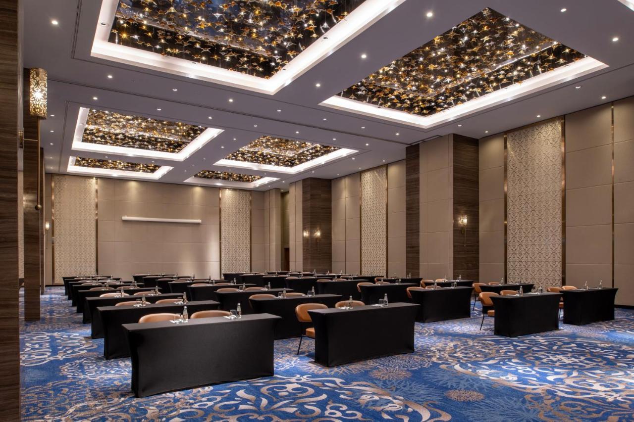 Abesq Doha Hotel And Residences, An Ihg Hotel Exterior photo The ballroom
