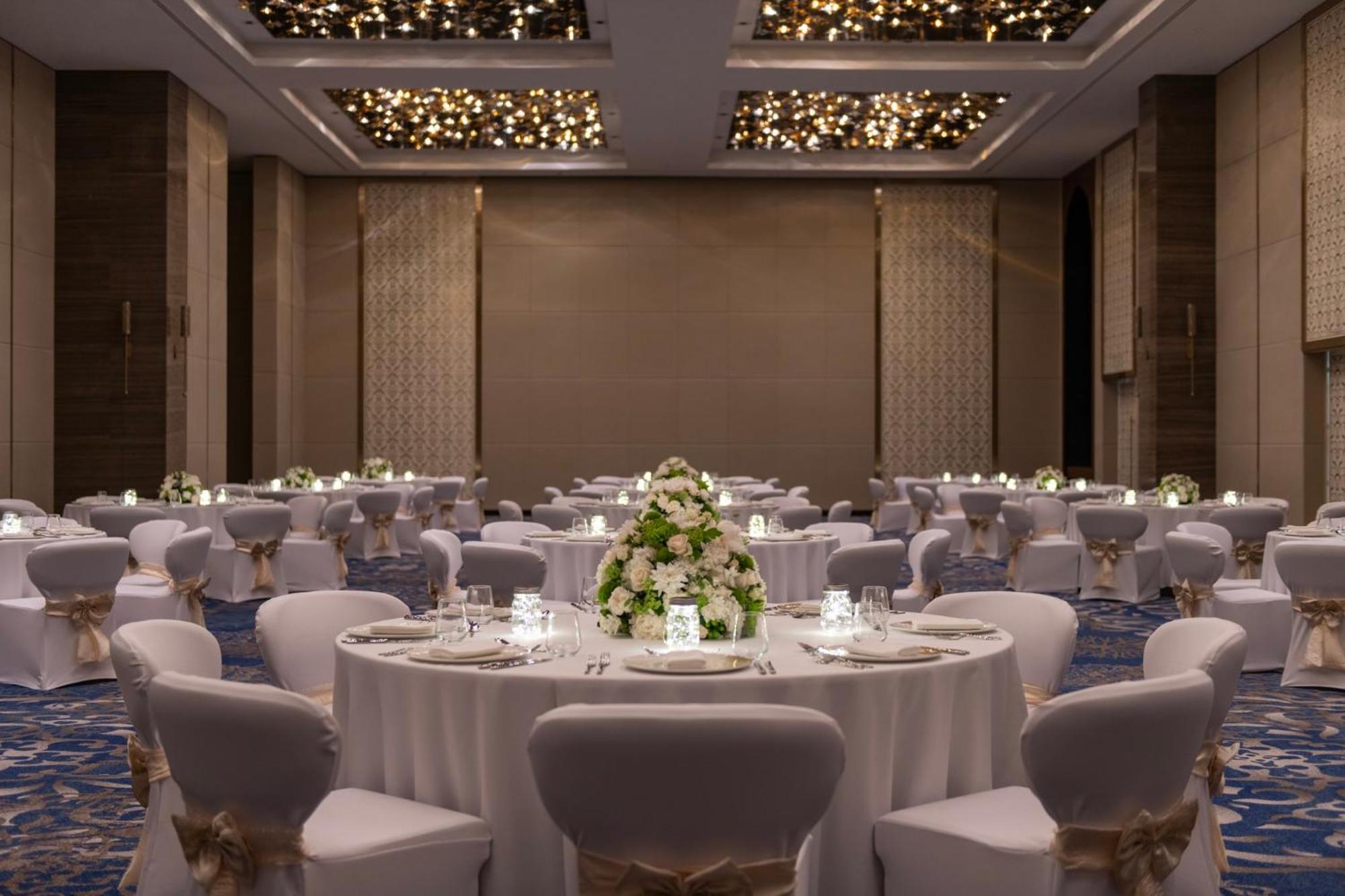 Abesq Doha Hotel And Residences, An Ihg Hotel Exterior photo The Grand Ballroom